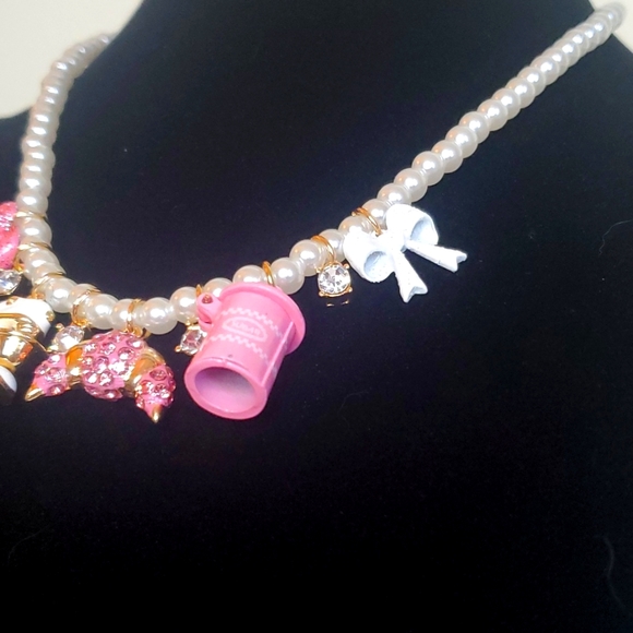 Betsey Johnson Lady Baker Babycakes Necklace - Picture 4 of 7